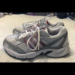 adidas adiwear running shoes